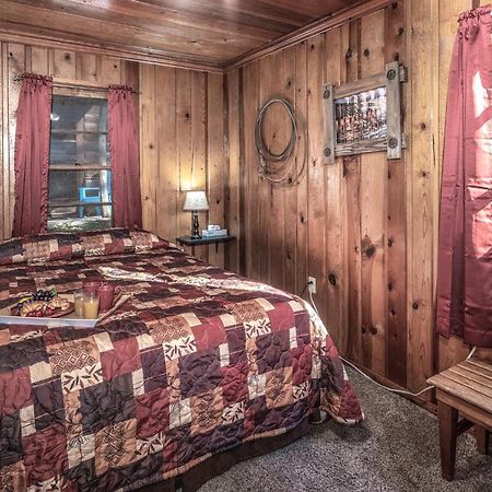 Apache Village 5, Queen Bed, Midtown, Sleeps 2 Ruidoso Esterno foto